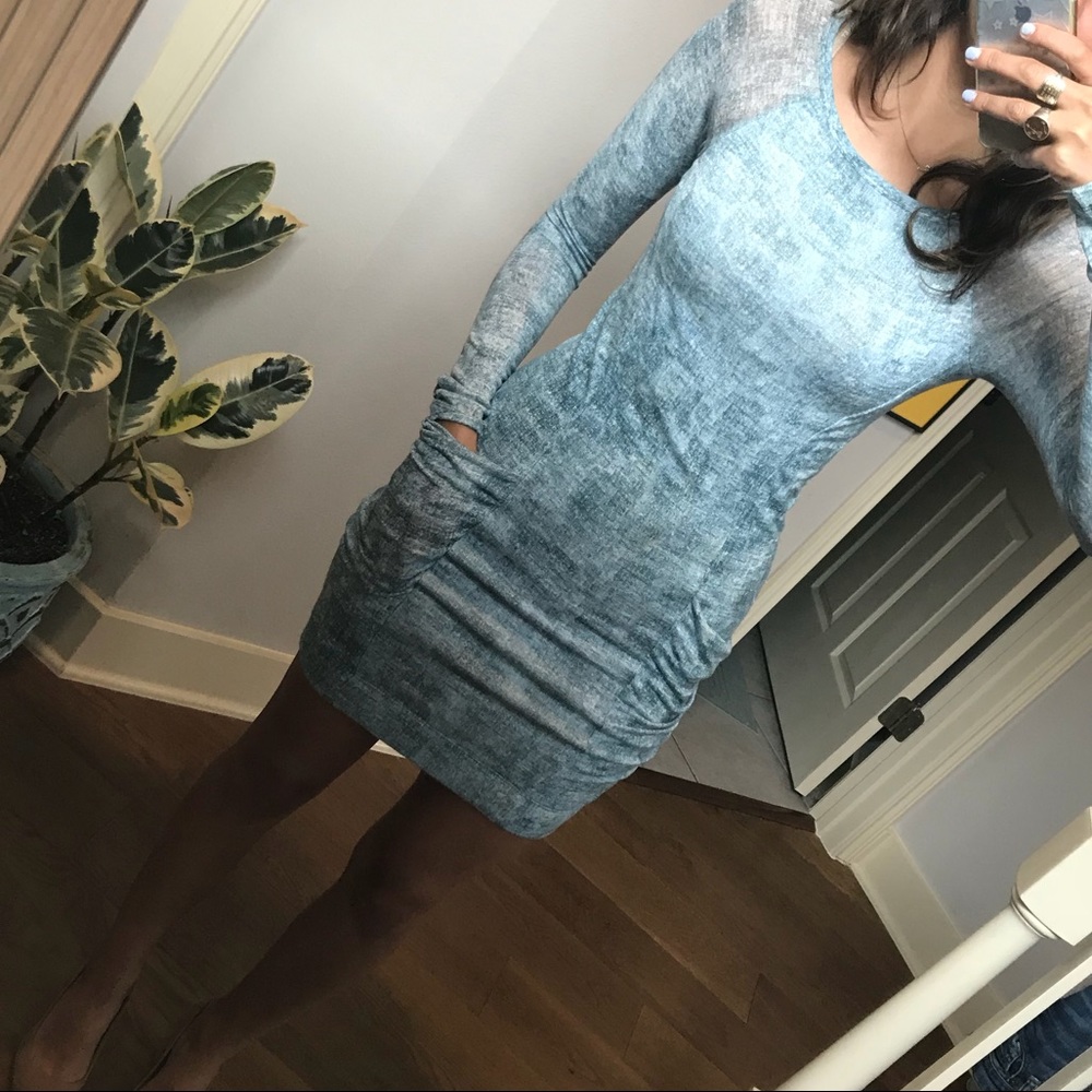 BCBG Longsleeve BodyCon Dress in Blue